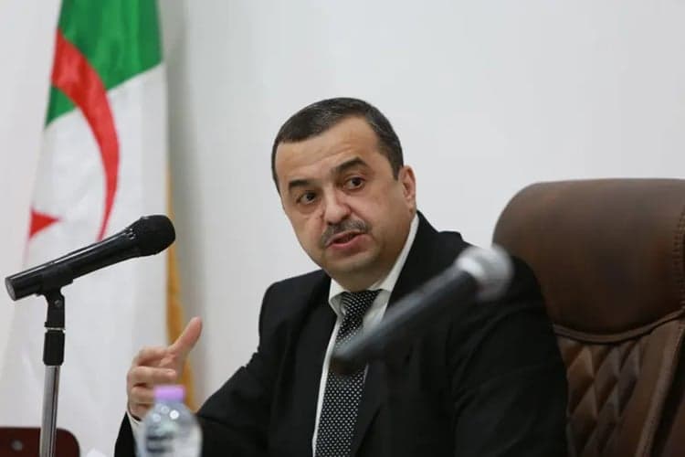 عرقاب يكشف استراتيجية جديدة لتطوير القطاع المنجمي