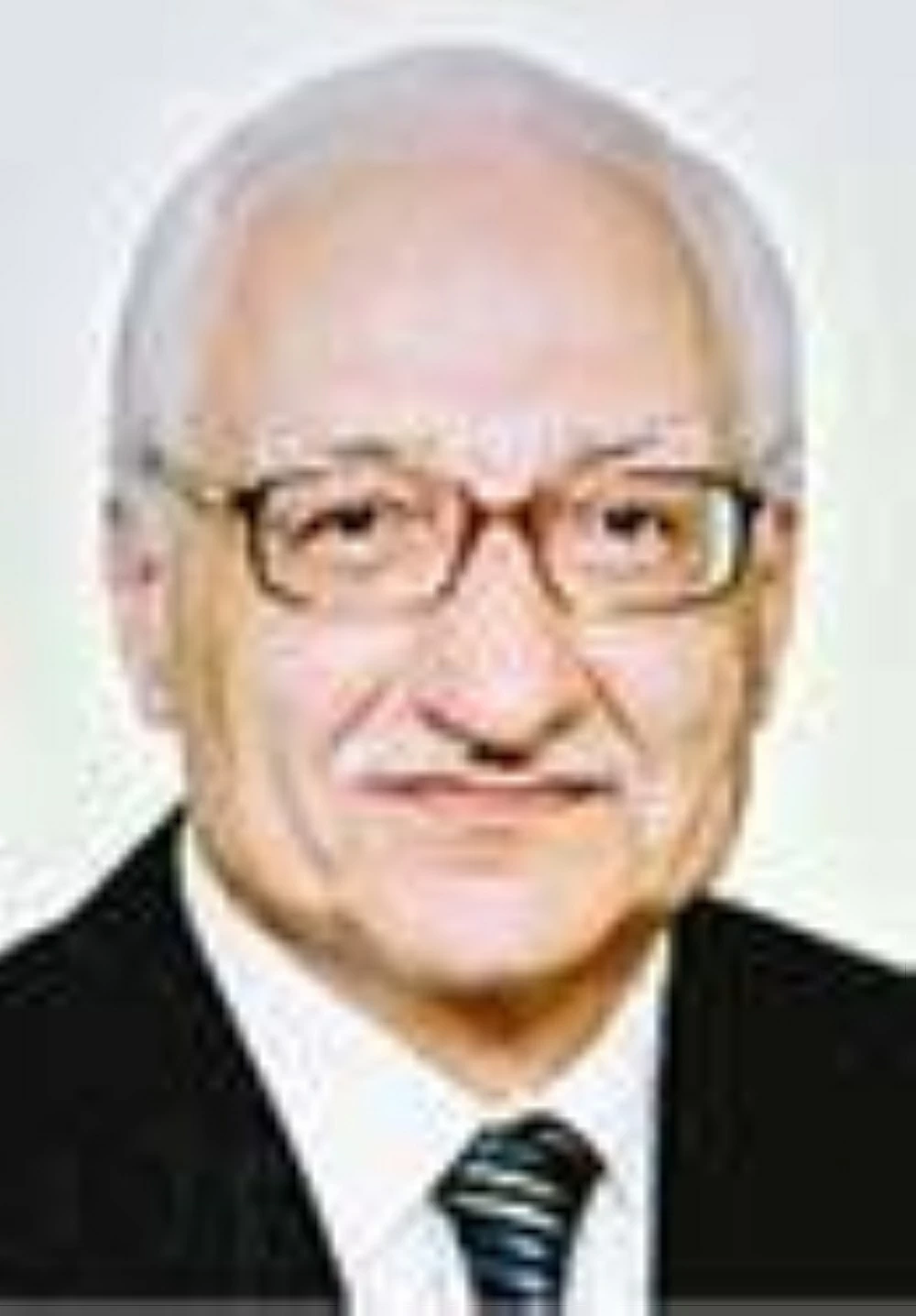 وفاة الفيلسوف مراد وهبة: نقد الرشدية اللاتينية والتنوير المستورد